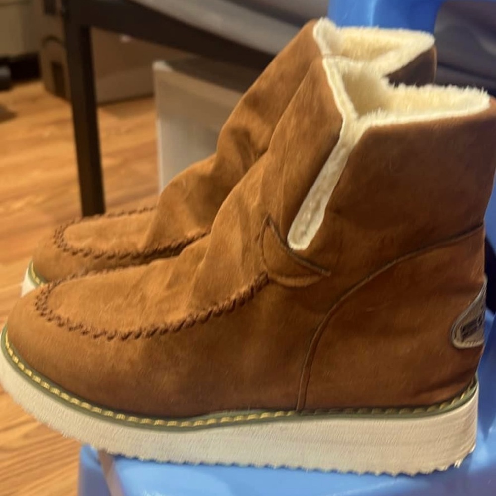 Women’s boots